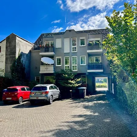 Jupas - Premium * Trier